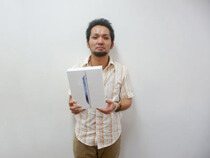 社内ボーリング大会・男子1位 金丸さん