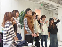 モデルさん&スタッフで記念撮影。